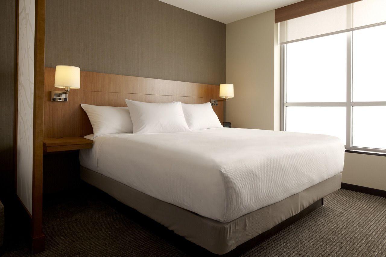 Hyatt Place Mount Pleasant Towne Centre Bagian luar foto